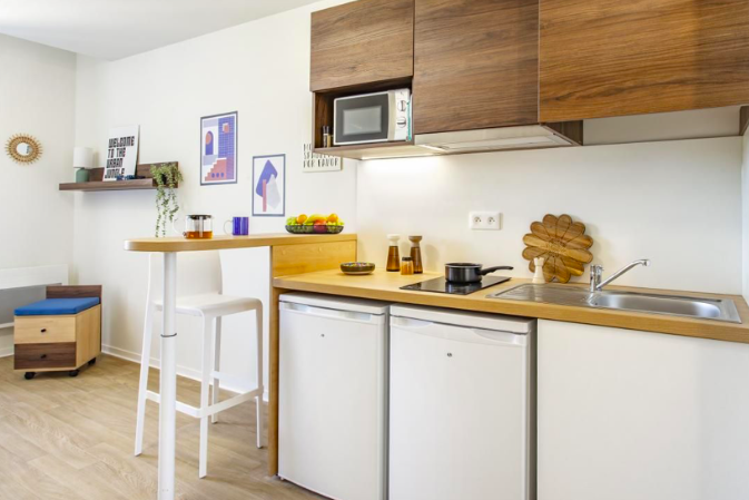 Cuisine Studio 510 €, 1 Pièce · 16 m² · Vandoeuvre-lès-Nancy 54500 · Quartier Charmois - Nabécor - Tourtel - Brichambeau à Vandoeuvre-lès-Nancy