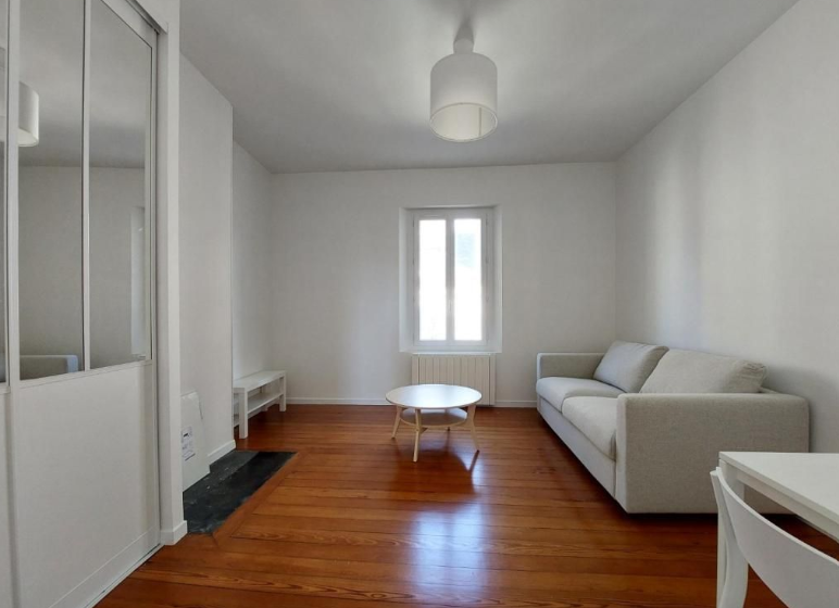 Chambre Studio 520 € charges comprises 2 Pièces · 30 m² · Le Havre 76600 · Quartier Université - Sainte-Marie à Le Havre