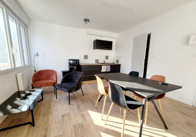 Chambre Studio 500 € charges comprises, 1 Pièce · 28 m²1 Pièce, 28 m² · Boulogne-sur-Mer 62200 à Boulogne-sur-Mer