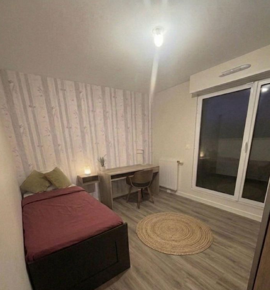 Studio 550 € charges comprises, 1 Pièce, 12 m² · Saint-Herblain 44800 · Quartier Centre-ville — Studio à Saint-Herblain