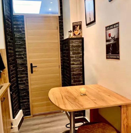 Photo 2 — Studio 540 € charges comprises, 2 Pièces · 14 m², Paris 75017 · Quartier Batignolles à Paris