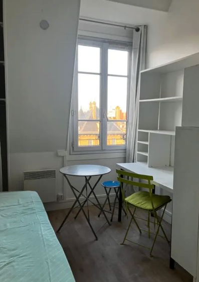 Photo 4 — Studio 550 € charges comprises, 1 Pièce · 9 m²1 Pièce, 9 m² · Paris 75015 · Quartier Pasteur à Suresnes
