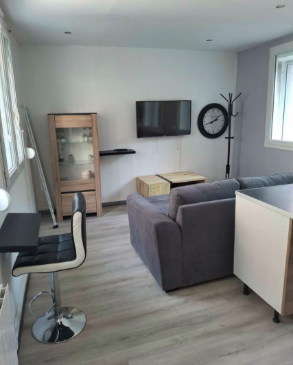 Photo 3 — Studio 535 € charges comprises, 1 Pièce, 23.5 m² · Cambrai 59400 · Quartier Centre-Ville - Gare à Cambrai