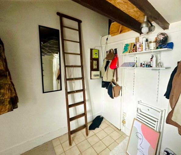 Photo 2 — Studio 544  € charges comprises, 1 Pièce, 11 m² · Paris 75010 · Quartier Abel Hovelacque à Paris