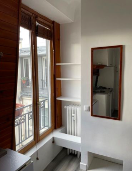 Studio 550 €  Pièce, 9 m² · Paris 75019 · Quartier Bassin de la Villette — Studio à Paris