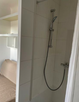 Photo 3 — Studio 550 €  Pièce, 9 m² · Paris 75019 · Quartier Bassin de la Villette à Paris