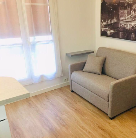 Studio 595 € charges comprises 1 Pièce, 14 m² · Paris 75012 Quartier Ernest Lacoste — Studio à Paris