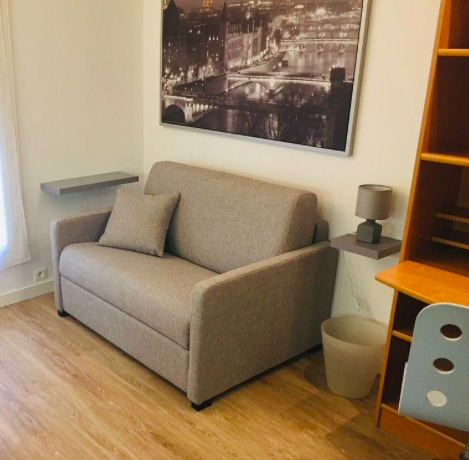 Photo 2 — Studio 595 € charges comprises 1 Pièce, 14 m² · Paris 75012 Quartier Ernest Lacoste à Paris