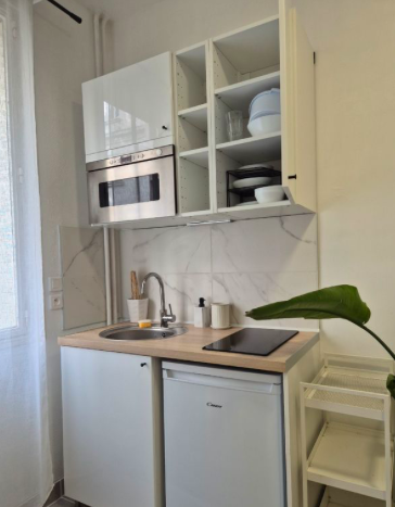 Photo 3 — Studio 520 € 1 Pièce, 10.5 m² · Paris 75116 · Quartier Trocadéro à Paris
