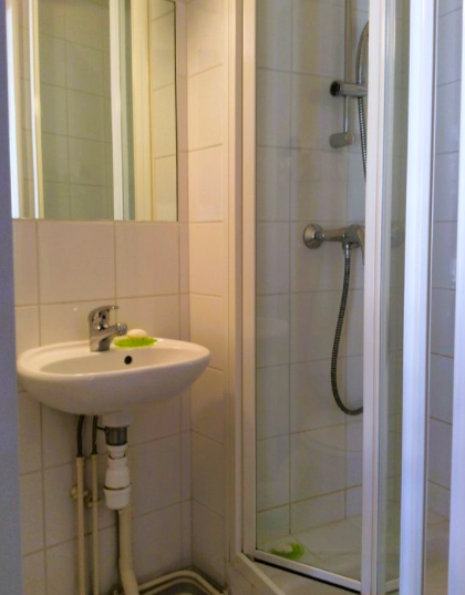 Photo 4 — Studio 590 € 1 Pièce, 10 m² · Paris 75016 · Quartier Maison de la Radio à Paris