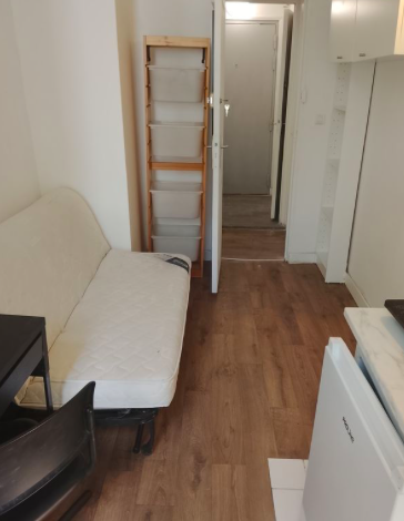 Colocation 600 € charges comprises 1 Pièce, 14 m² · Paris 75003 · Quartier Arts-et-Métiers — Studio à Paris