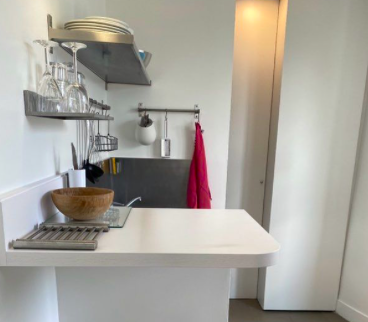 Photo 3 — Studio 660 € charges comprises 1 pièce · 12 m²  Paris 75009 · Quartier Pigalle à Paris